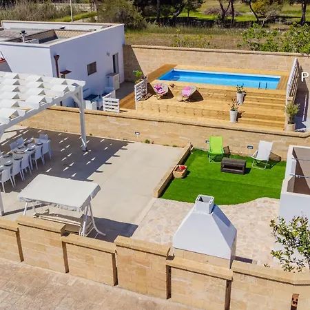 Adele Con Piscina Privata By Hdsalento Apartment